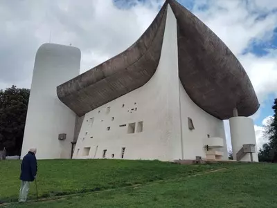 1684e239-3648-4419-adb1-a005657546d1