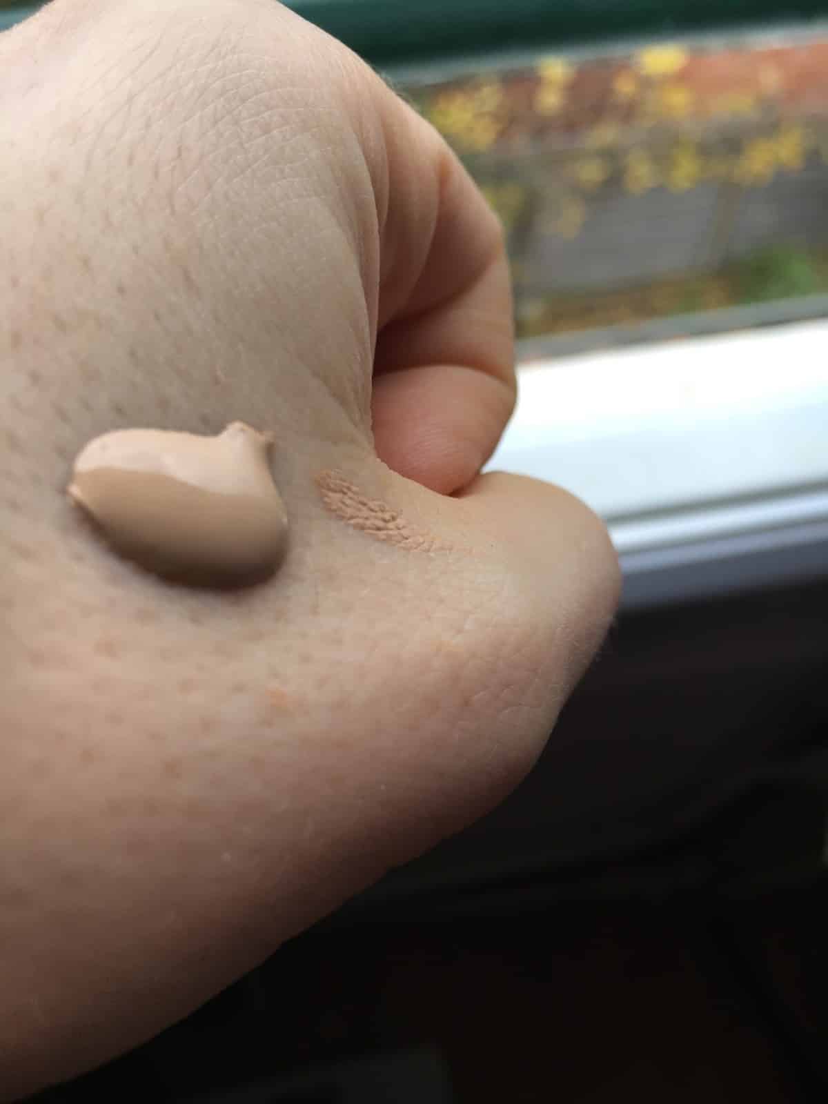 mon avis sur le fond de teint Make Up For Ever Ultra HD