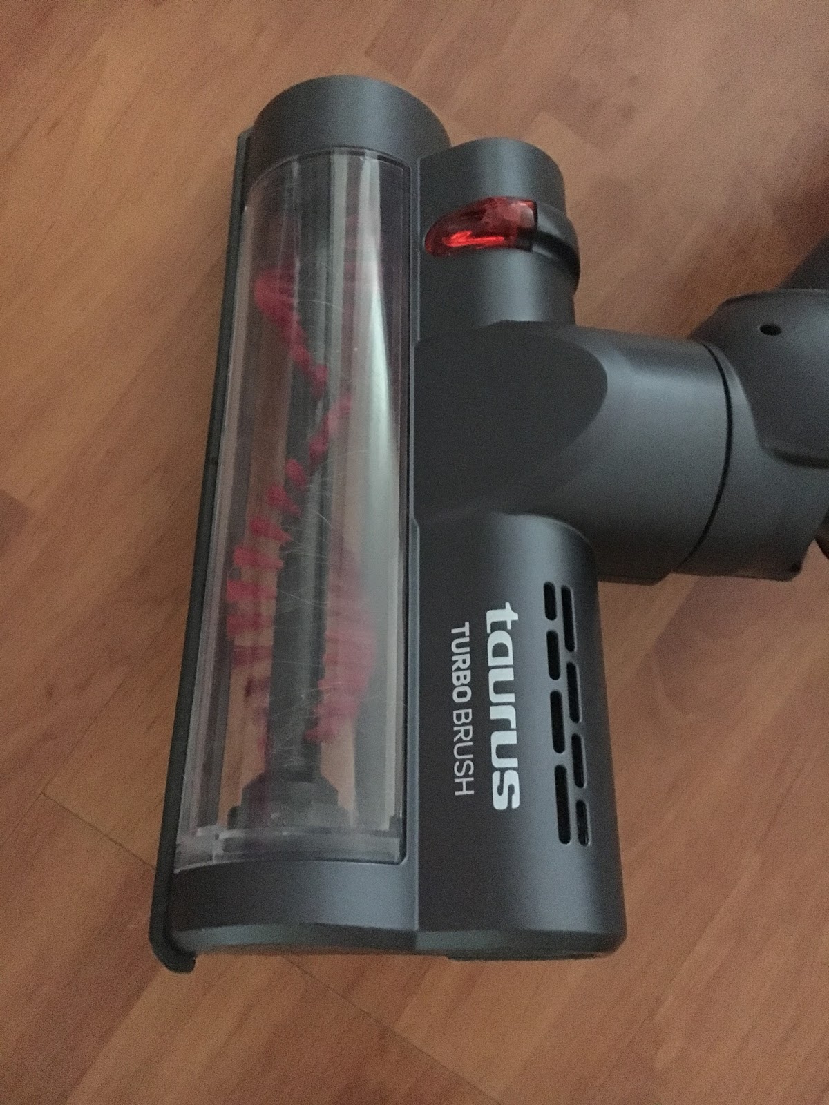 le balai aspirateur ultimate lithium de chez Taurus le balai aspirateur ultimate lithium de chez Taurus