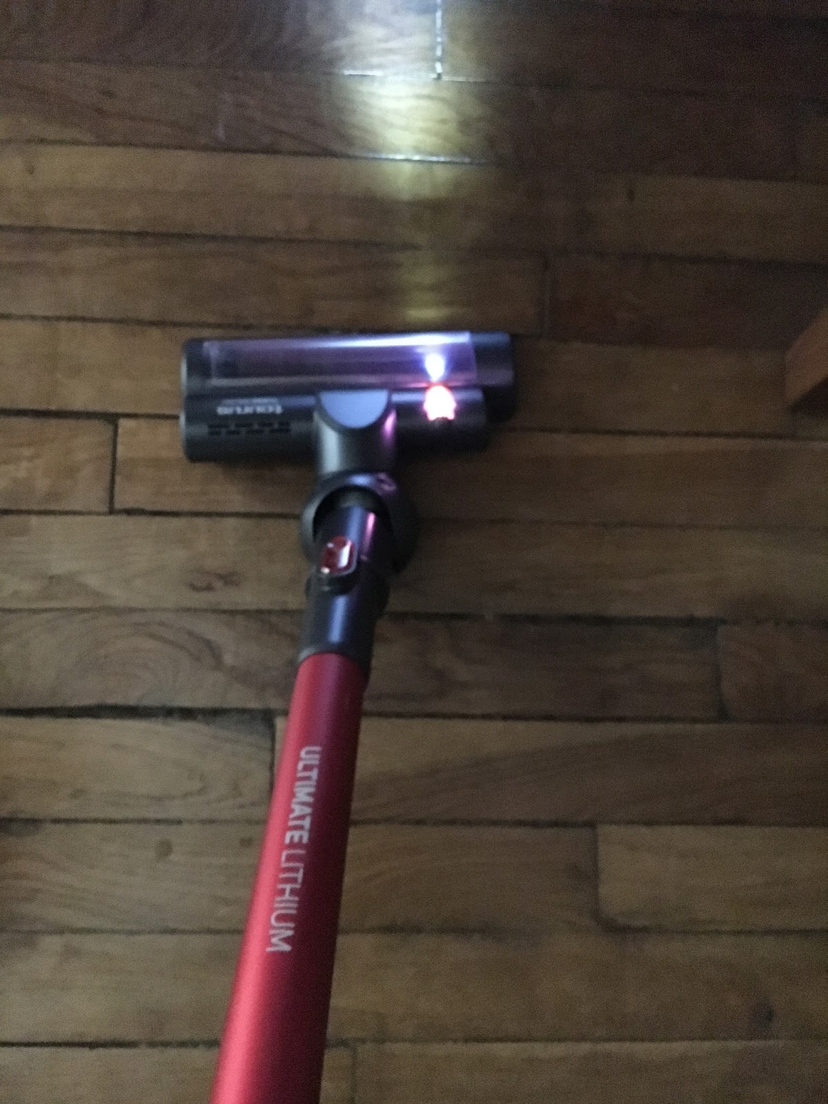 le balai aspirateur ultimate lithium de chez Taurus le balai aspirateur ultimate lithium de chez Taurus