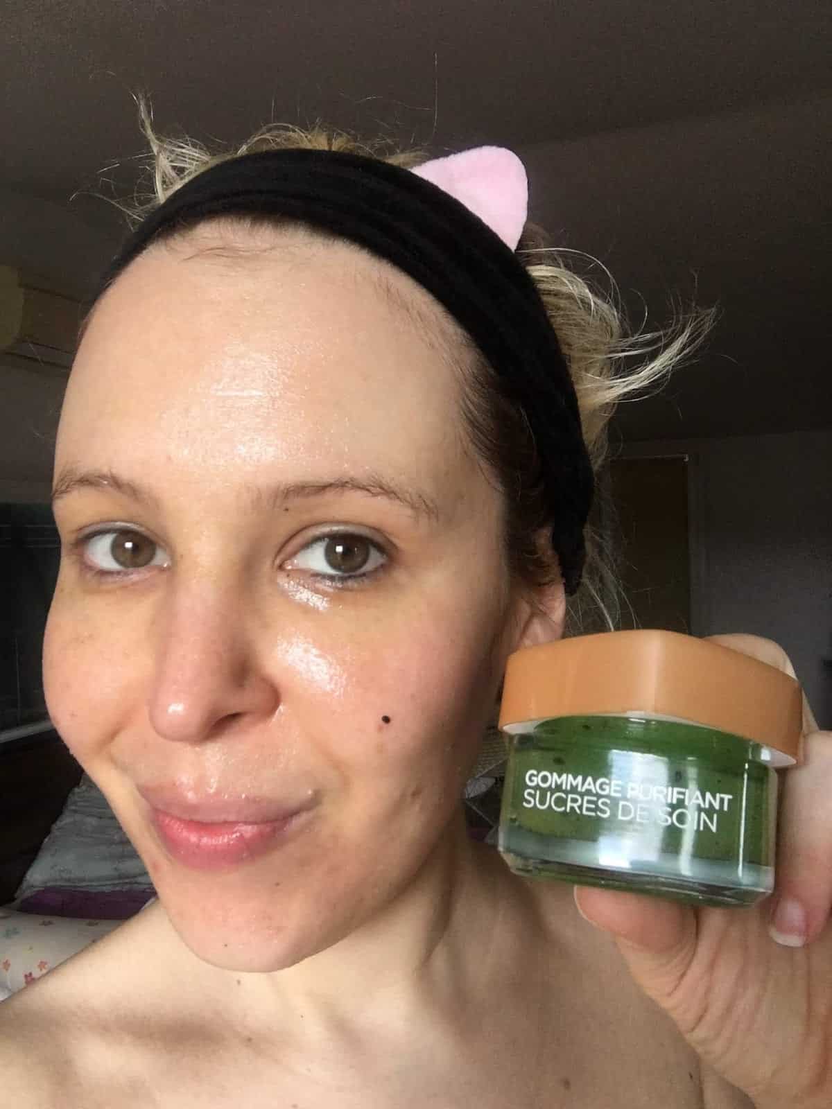 test sur mon visage gommage purifiant sucres de soin et pépins de Kiwi L'Oréal