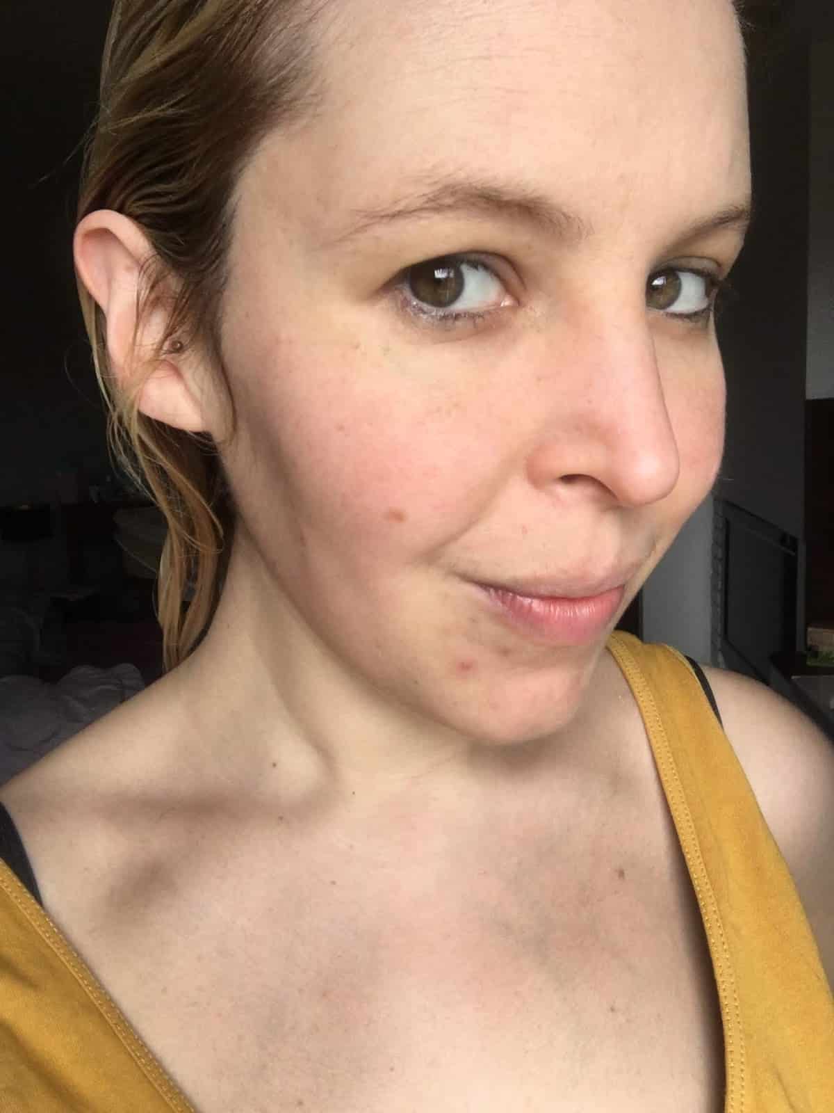 test sur mon visage gommage purifiant sucres de soin et pépins de Kiwi L'Oréal