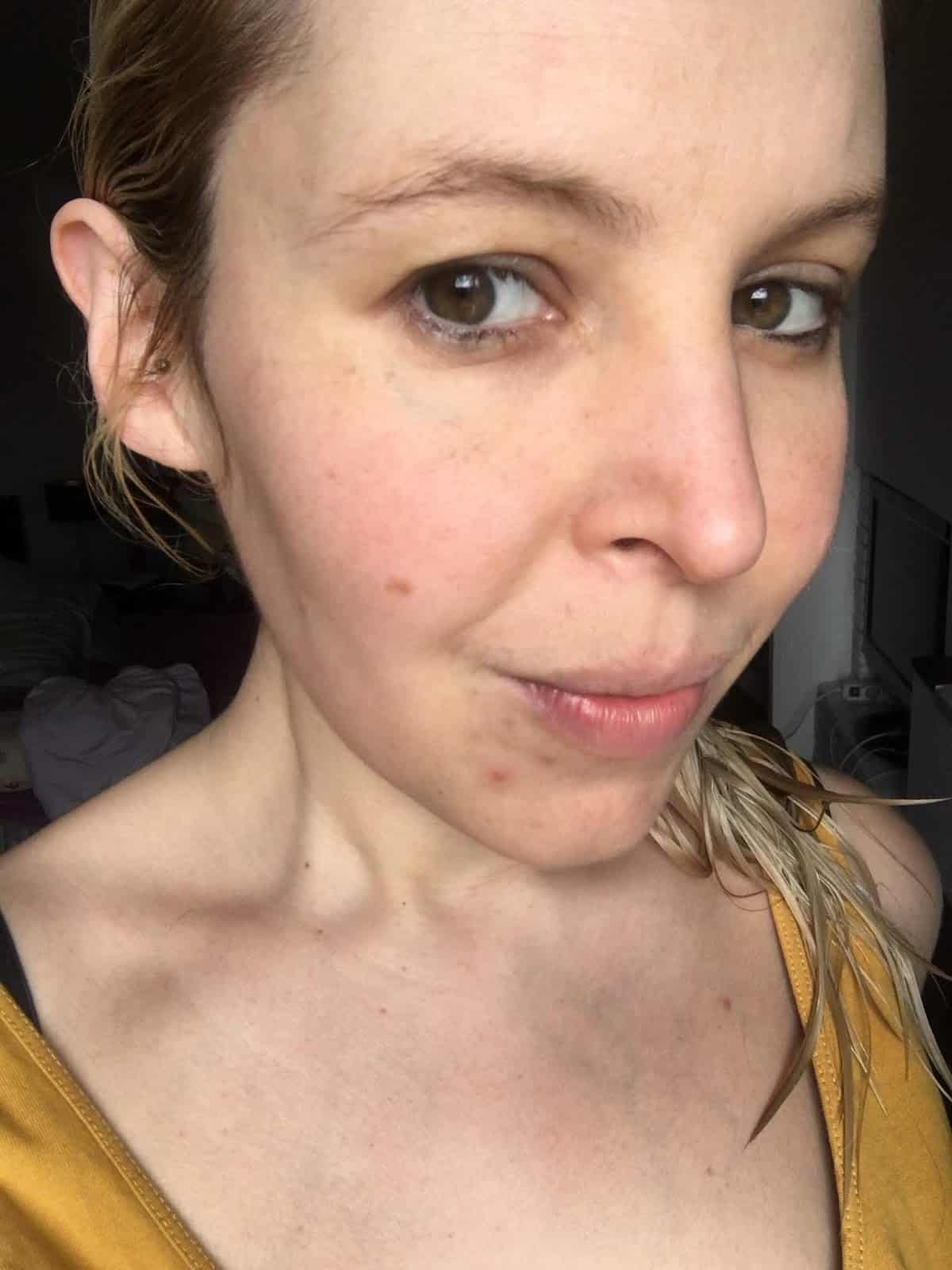 test sur mon visage gommage purifiant sucres de soin et pépins de Kiwi L'Oréal