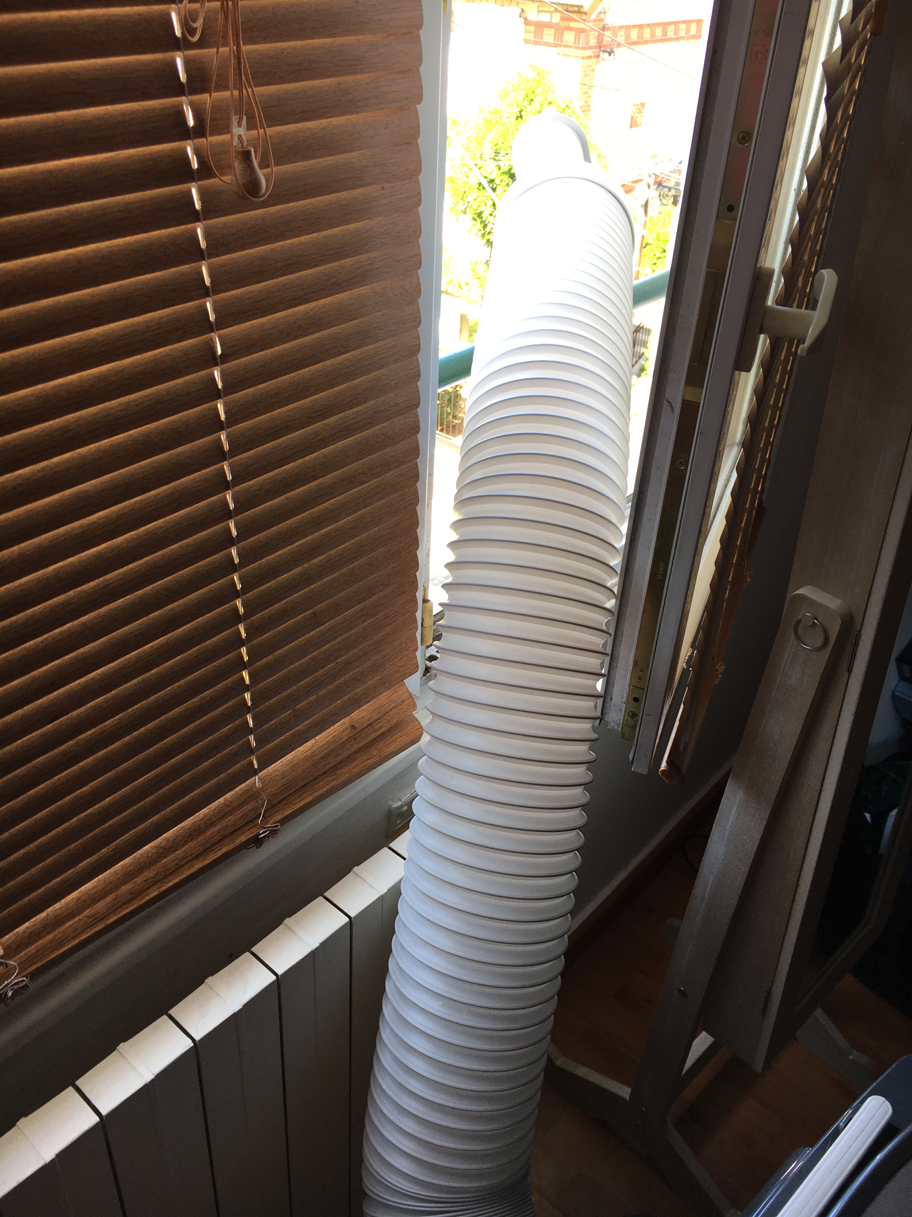 conduit d'évacuation du climatiseur mobil alpatec taurus