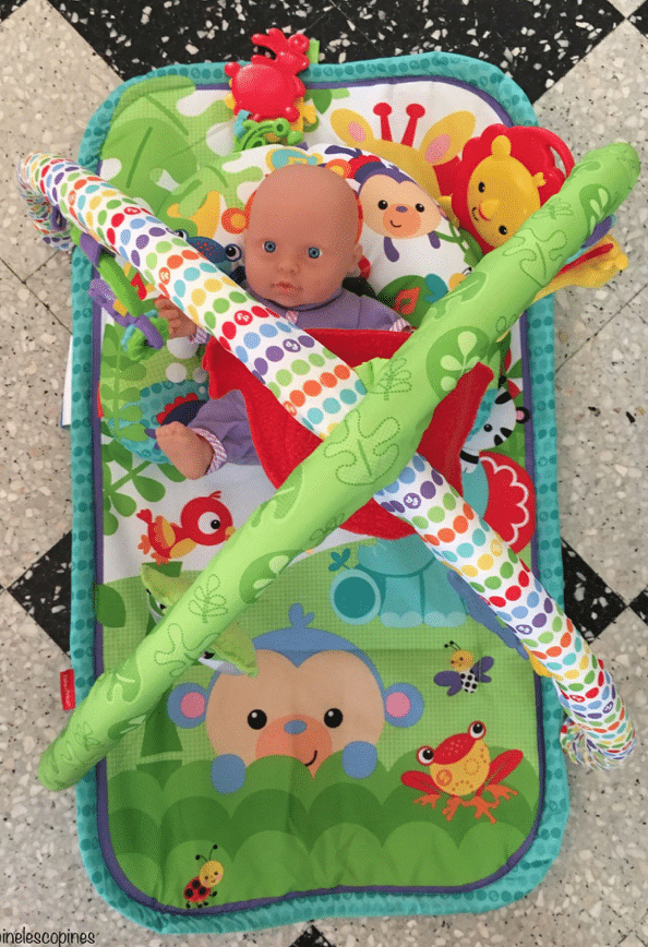 Liste de jouets pour éveiller bébé 0 à 6 mois