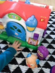 maison de Puppy maison Fisher Price jouet captivant bébé 6 mois 