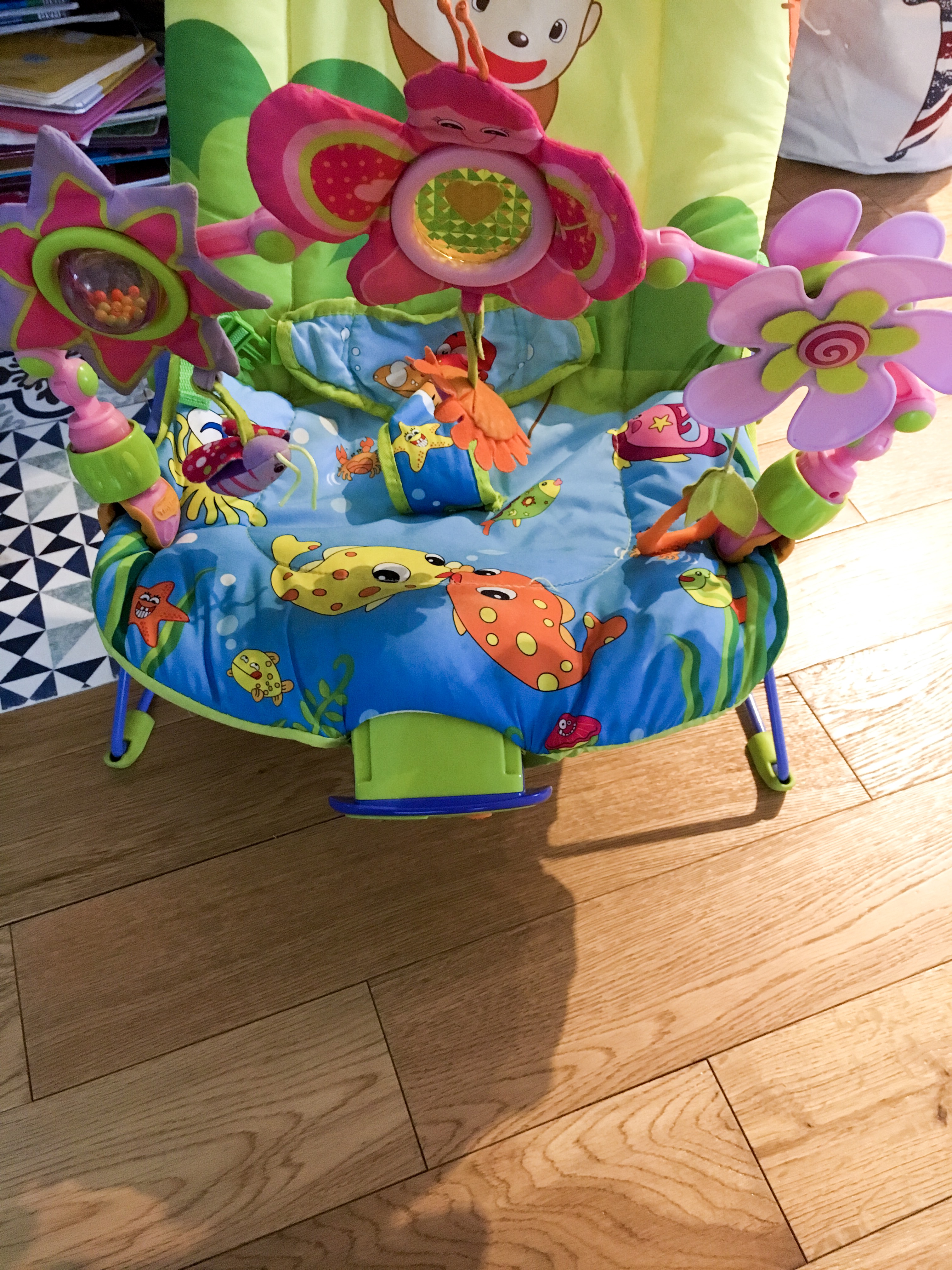 arche d'activités pour bébé butterfly stroll Tiny Love Tiny Princesse pinces universelles qui tient sur tous les supports