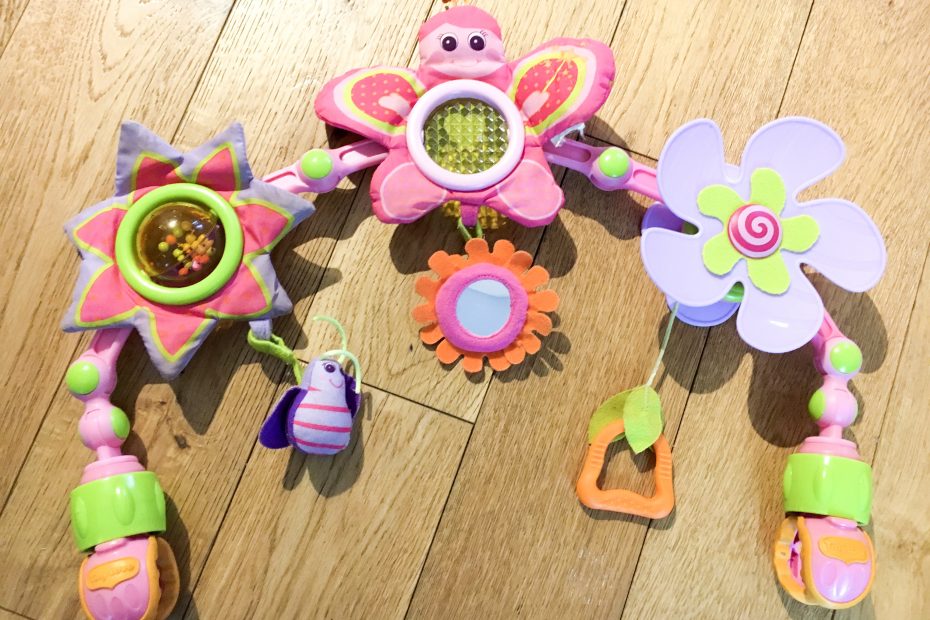 arche d'activités pour bébé butterfly stroll Tiny Love Tiny Princesse pinces universelles qui tient sur tous les supports