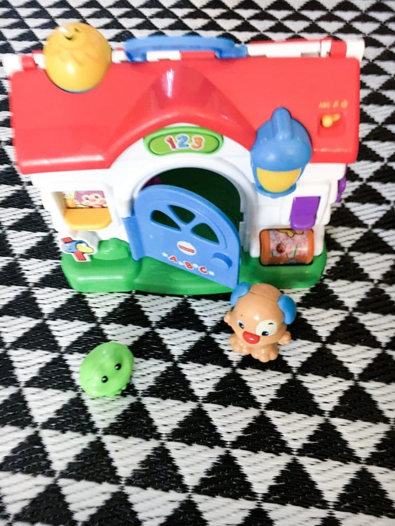 maison de Puppy maison Fisher Price jouet captivant bébé 6 mois 