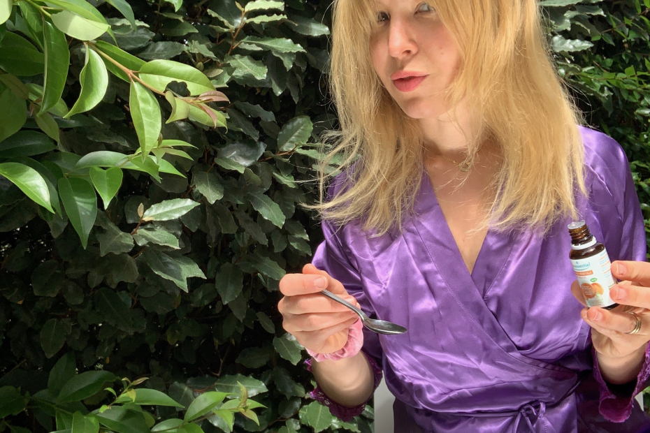 Comment avoir une bonne mine naturellement? l'huile végétale de noyaux d'abricots pour un teint halé