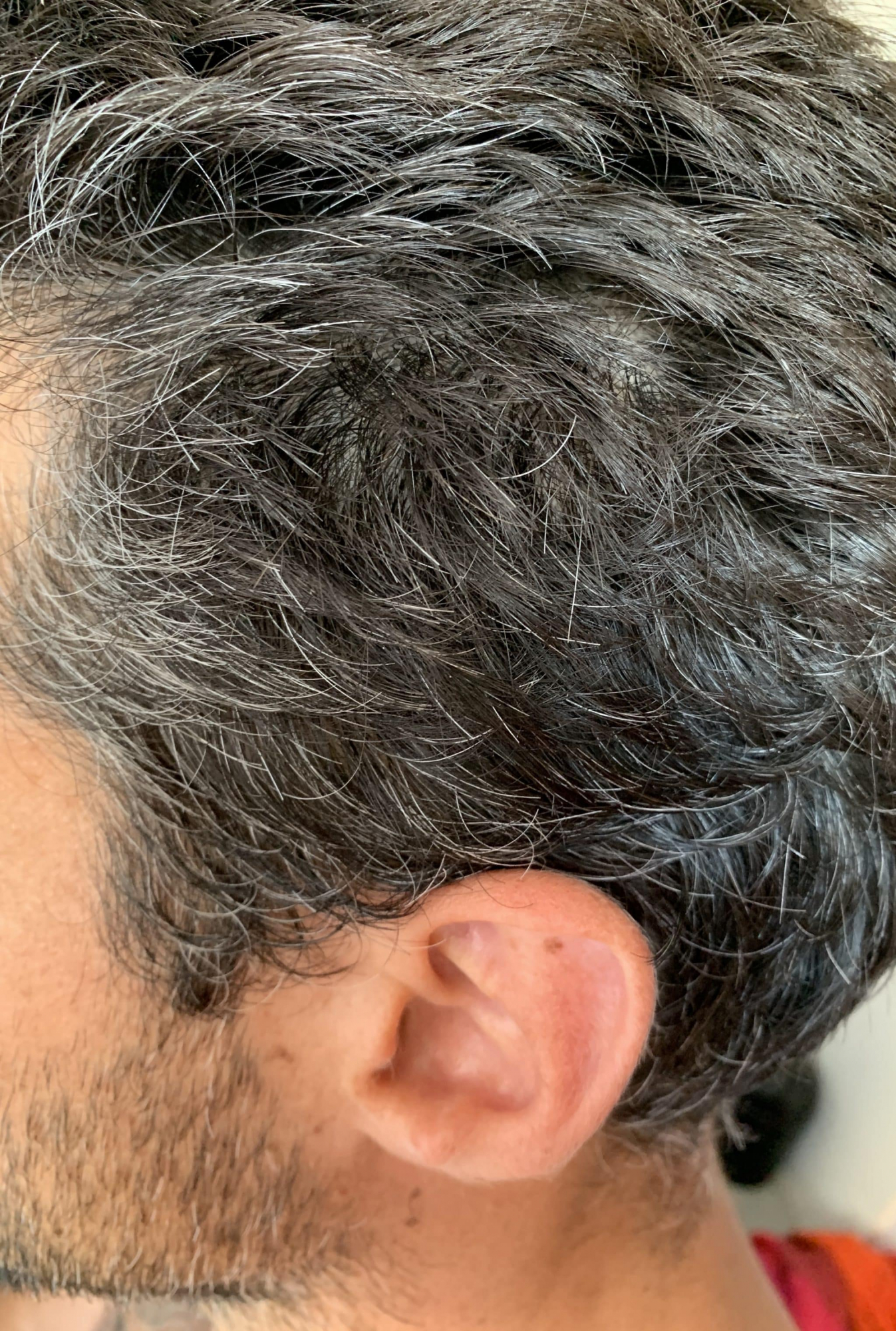 Repigmenter ses cheveux blancs L’Oréal Progress Homme