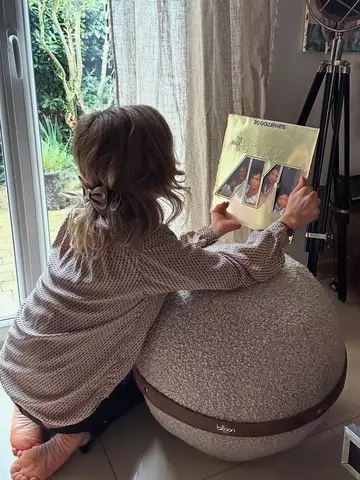 C0F7AF12-7B14-4394-95BB-CF0F295F5AA2