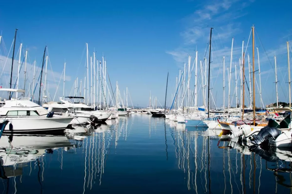 image-du-port-a-la-haute-mer-vivre-sa-premiere-aventure-en-voilier