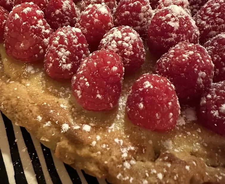 Recette facile de la tarte aux framboise et frangipane