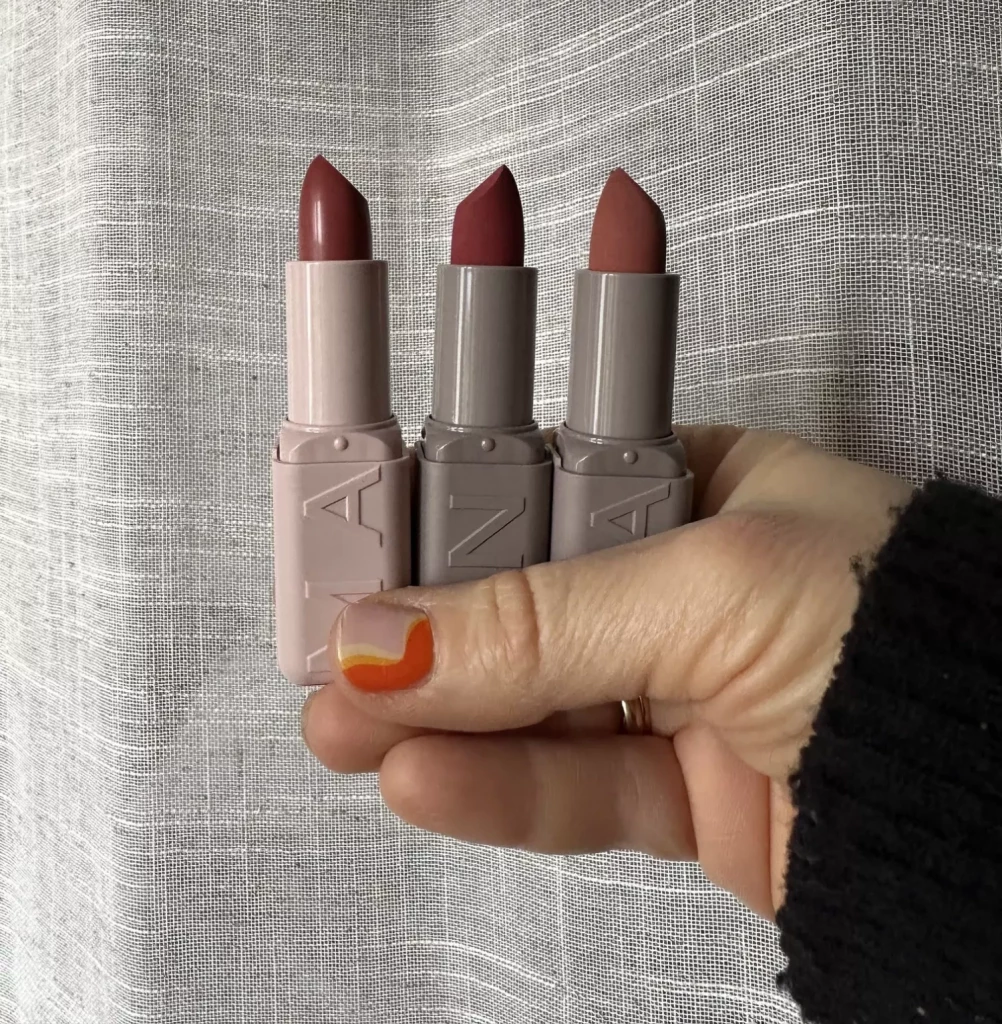 avis rouge à lèvres serum Maybelline New York