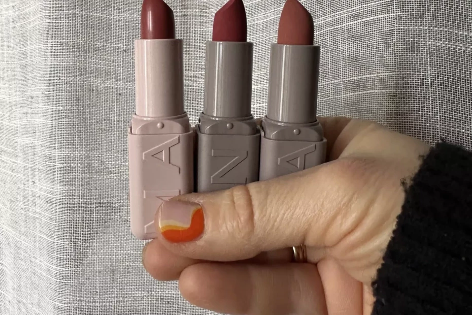 avis rouge à lèvres serum Maybelline New York